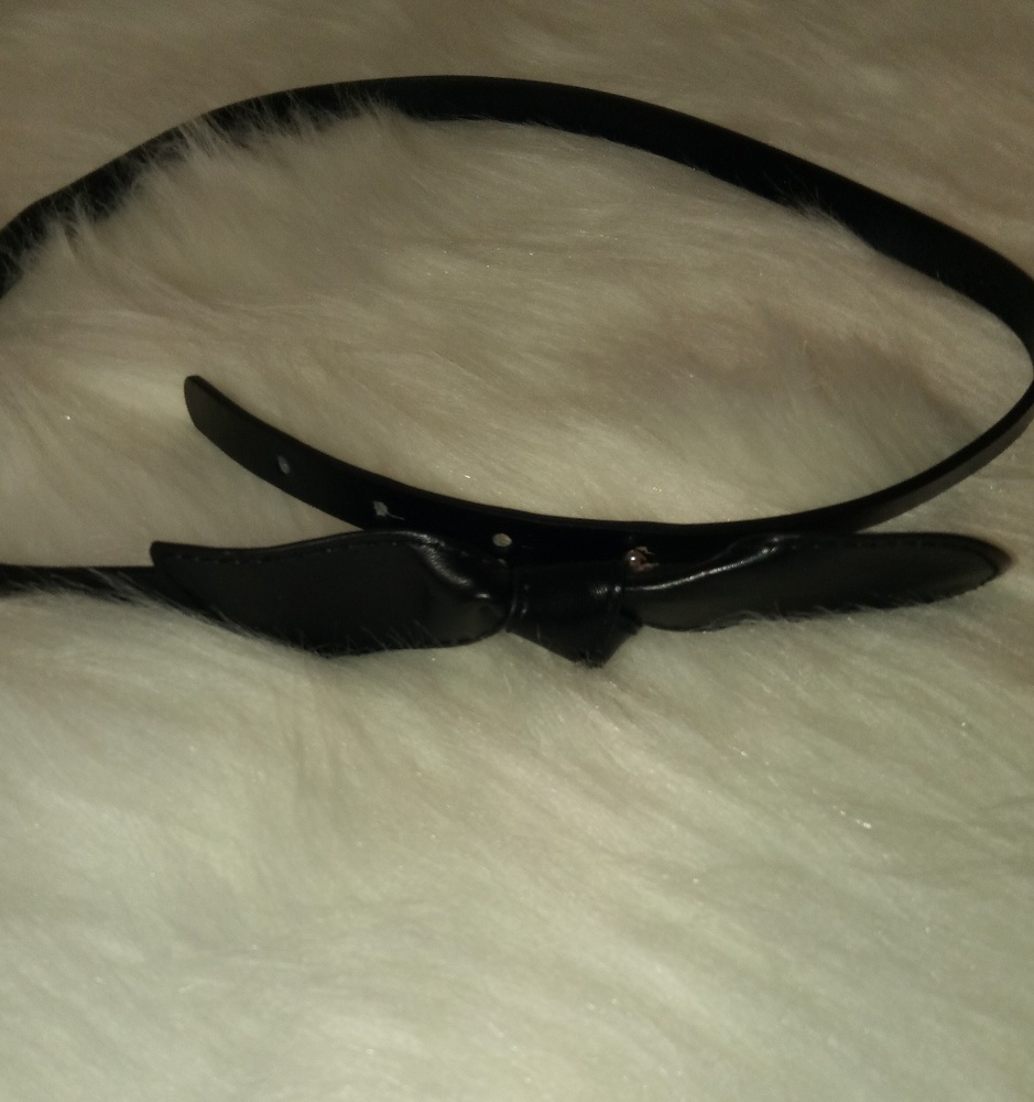Black Bow Belt Sz 4 Like New!